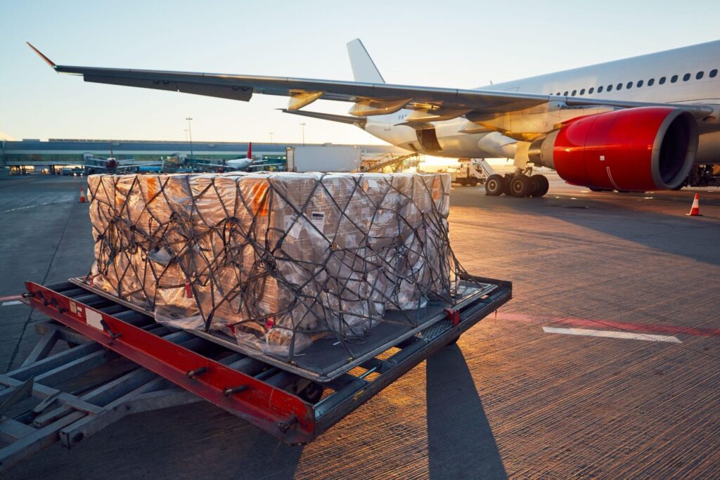 Dubai air freight forwarding company managing global cargo transport