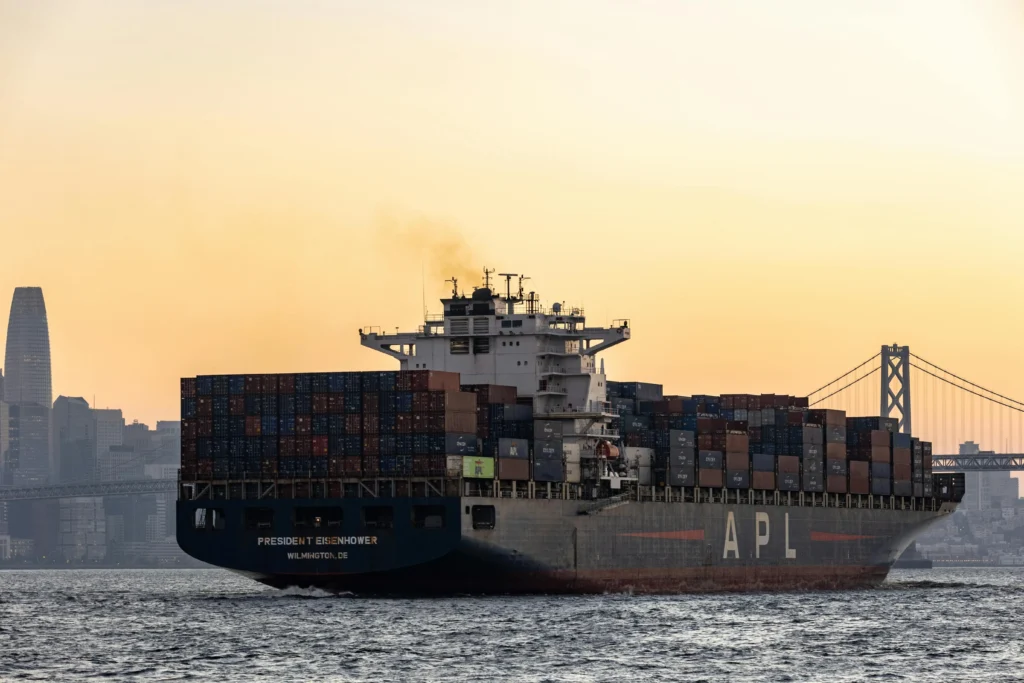 Pharmaceutical shipping service Dubai for medical cargo